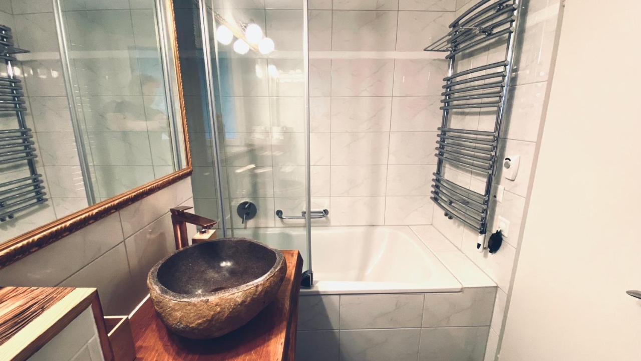 Lakeview Little House Krattigen Екстериор снимка